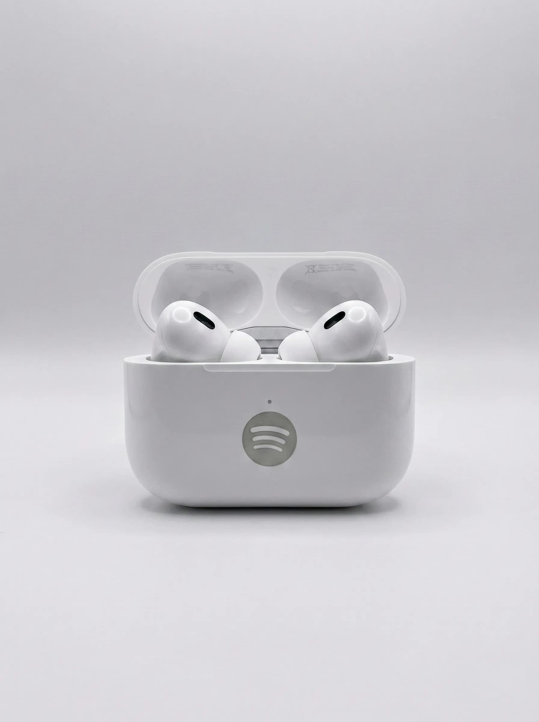AirPods engraving